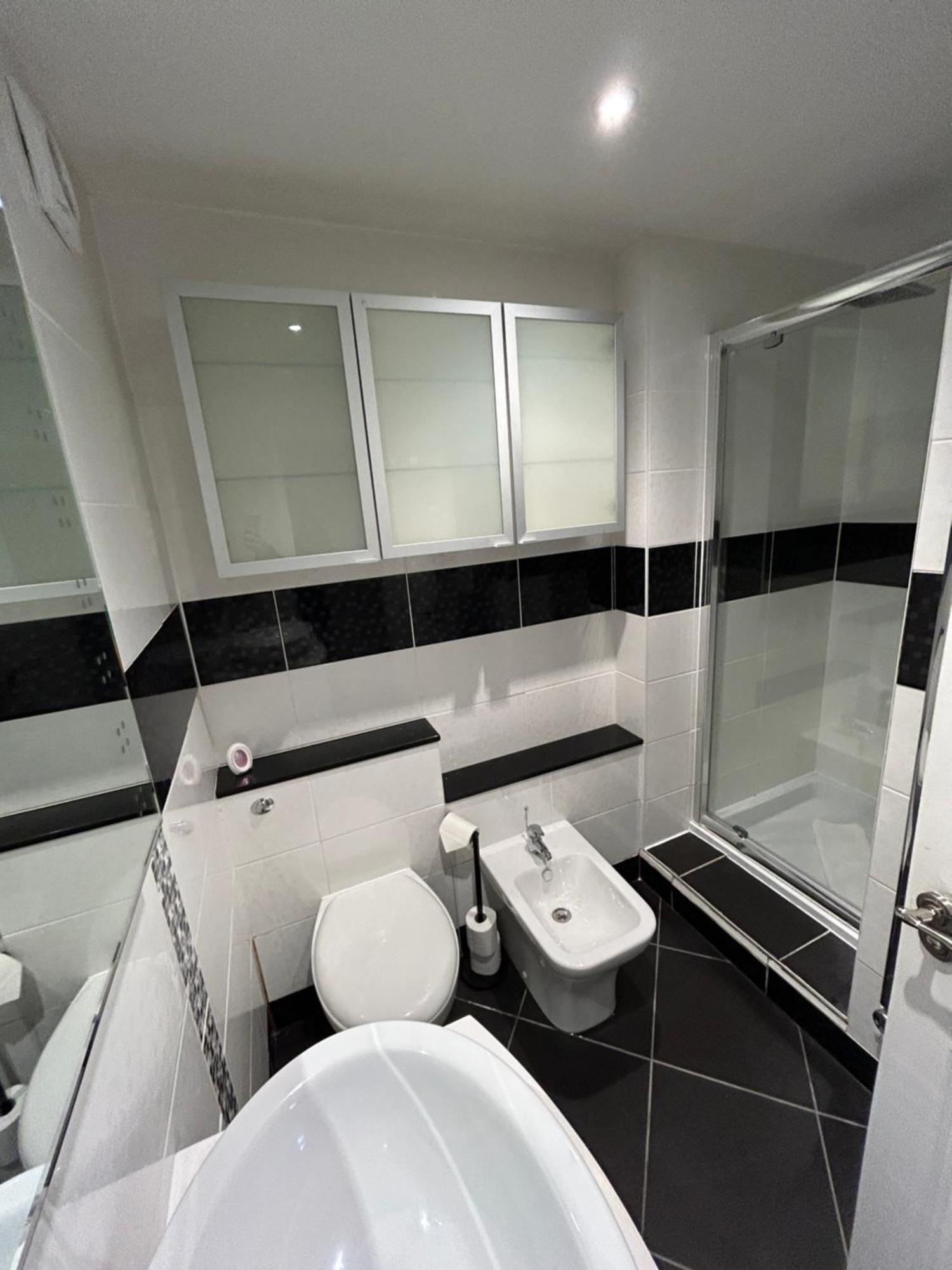 Spacious 3 Bedroom Apartment Close To Marina, 2 Parking Spaces, Kingsize Or Single Beds 南安普敦 外观 照片